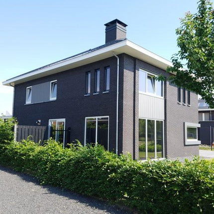 Vrijstaande woning met moderne afwerking en ruime tuin in Alkmaar