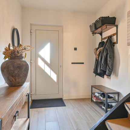 Sfeervolle rijtjeswoning met zonnige tuin op een fijne locatie