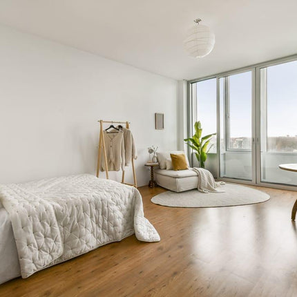 Moderne studio in Amsterdam met slimme indeling en veel licht